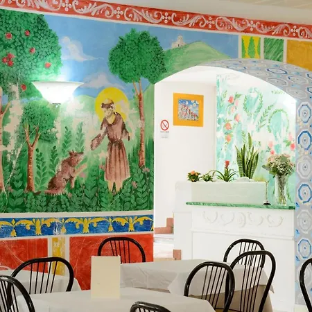 San Francesco E Il Lupo غوبيو