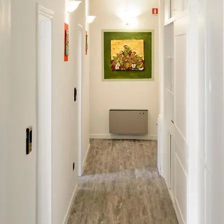 San Francesco E Il Lupo Hotel 3*