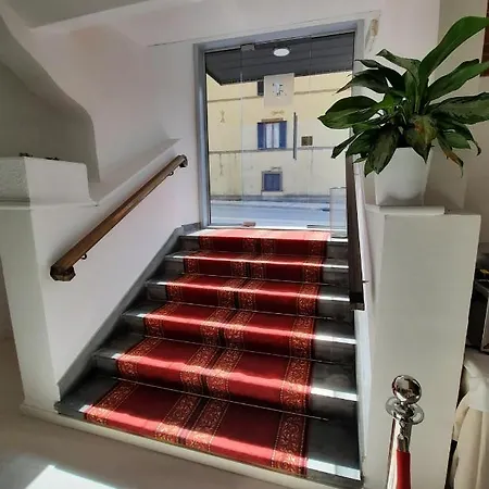 Hotel San Francesco E Il Lupo 3*