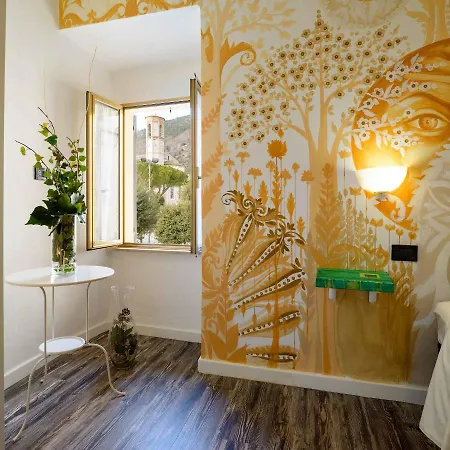 San Francesco E Il Lupo ホテル グッビオ