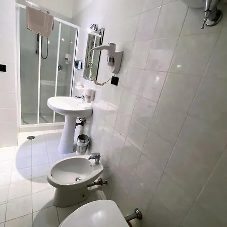 San Francesco E Il Lupo 3* غوبيو