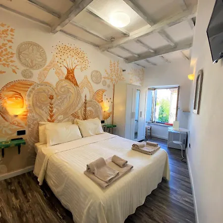 Hotel San Francesco E Il Lupo 3*