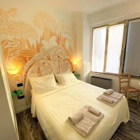 San Francesco E Il Lupo Hotel