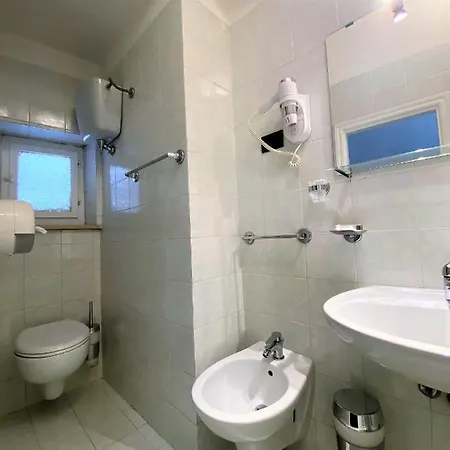 San Francesco E Il Lupo 3* グッビオ