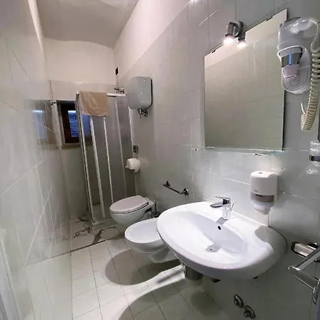 San Francesco E Il Lupo فندق 3*