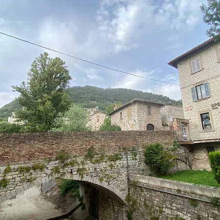 فندق San Francesco E Il Lupo غوبيو