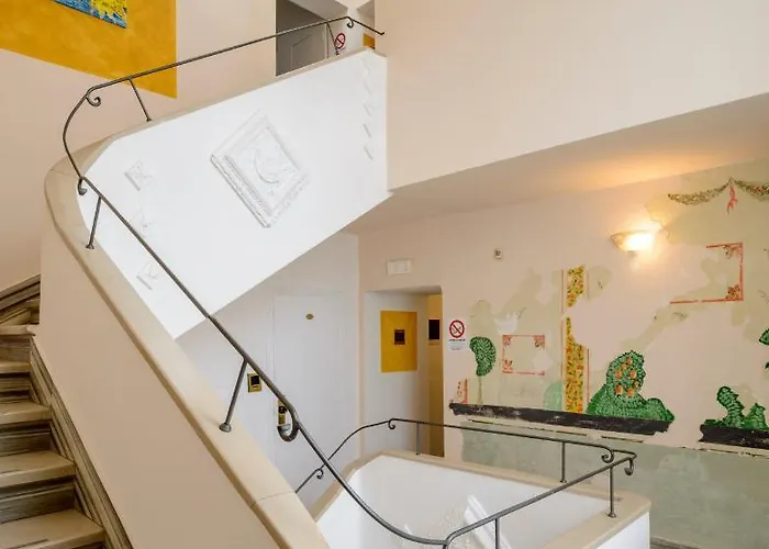 Hotel San Francesco E Il Lupo 3*