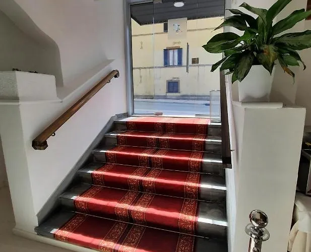 Hotel San Francesco E Il Lupo 3*