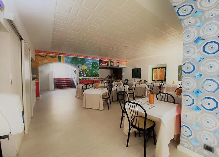 Hotel San Francesco E Il Lupo